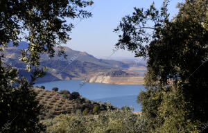 Reportaje de sequía. Pantanos y embalses. Embalse de Iznájar