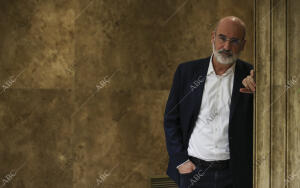 Entrevista con el escritor Fernando Aramburu