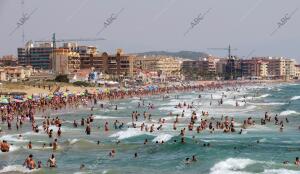 Torrevieja (Alicante), 30/06/2018. Playa de la Mata