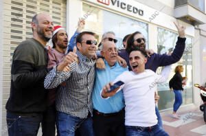 El Gordo de la Lotería de Navidad deja 80 millones San Vicente del Raspeig...