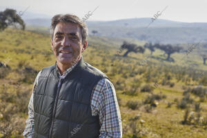 Victorino Martín en la finca «Las Tiesas de Santa María», sede de su ganadería...