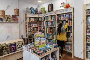 La localidad ampurdanesa inaugura siete librerías en el marco del proyecto...