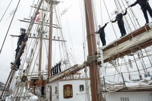 Reportaje del barco Juan Sebastián de Elcano en el puerto de Barcelona