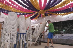 Montaje y Preparativos en el real de la Feria