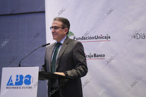 Conferencia de Ignacio Ybarra, presidente de Vocento, Javier González de Lara,...