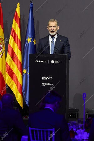 Su Majestad el Rey Felipe VI preside la cena de inauguración del Mobiel World...