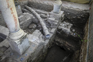 El alcalde de Sevilla, José Luis Sanz, presenta los hallazgos arqueológicos en...