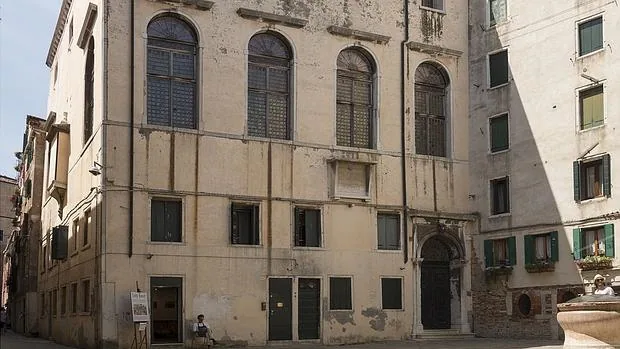 La Sinagoga Española fundada por descendientes de judíos españoles, en la década de 1550