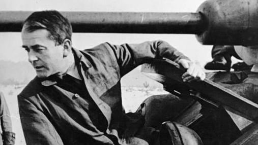 Speer revisa un T34 capturado