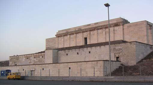 Tribuna del estadio, en la actualidad