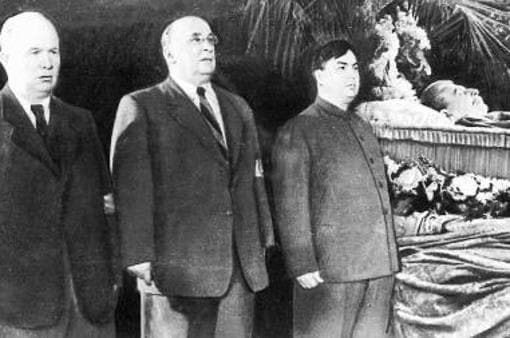 Imagen los grandes líderes soviéticos en el funeral de Stalin