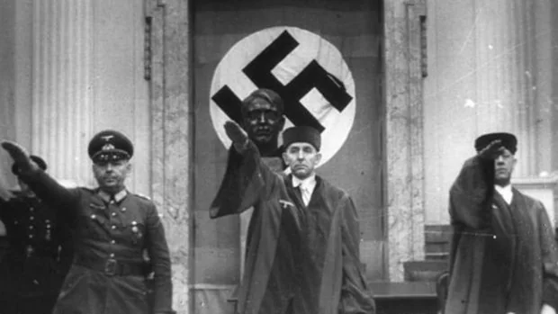 Las confusas 'esvásticas' del País Vasco: el enigma que irritó a los nazis en 1933