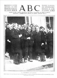 Un día antes de esta portada de la Conferencia de Lausana (Suiza), su primer acto internacional, el Parlamento dio a Mussolini plenos poderes económicos y administrativos para «restablecer el orden» en Italia.