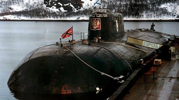 La triste agonía de los marineros que murieron asfixiados en la tragedia naval del submarino «Kursk»