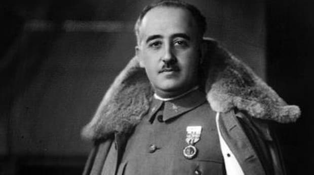 Francisco Franco: la trágica infancia de un niño maltratado con golpes e insultos