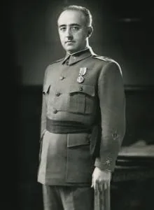Franco, en el cuartel general de Salamanca, en septiembre de 1936