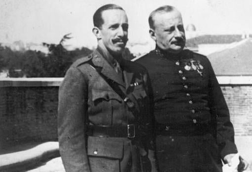 Primo de Rivera, junto al monarca