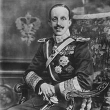 Alfonso XIII, fotografiado por Kaulak en 1916.