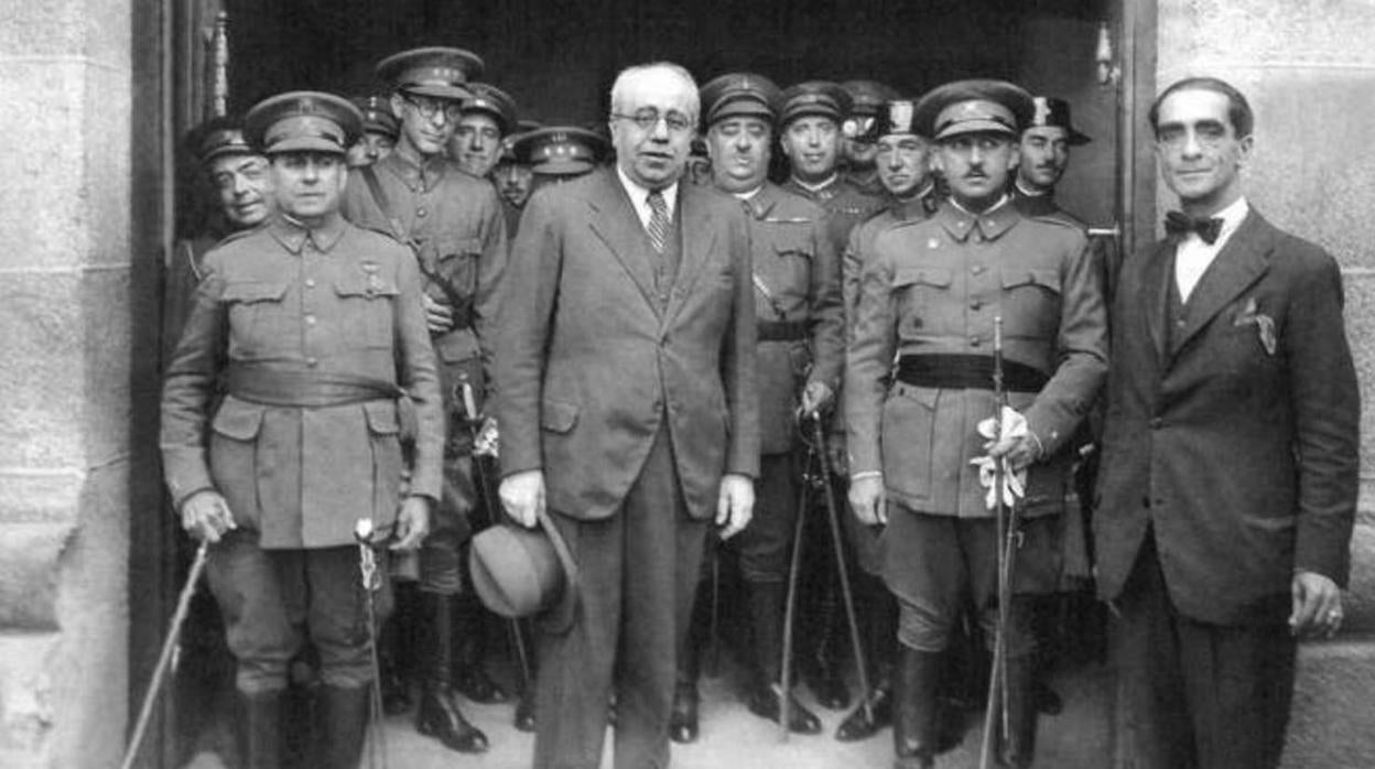 Bronca y traición: la puñalada de Azaña que más dolió a Franco antes de la Guerra Civil