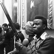 Un pantera negra, dentro del Capitolio, en 1967