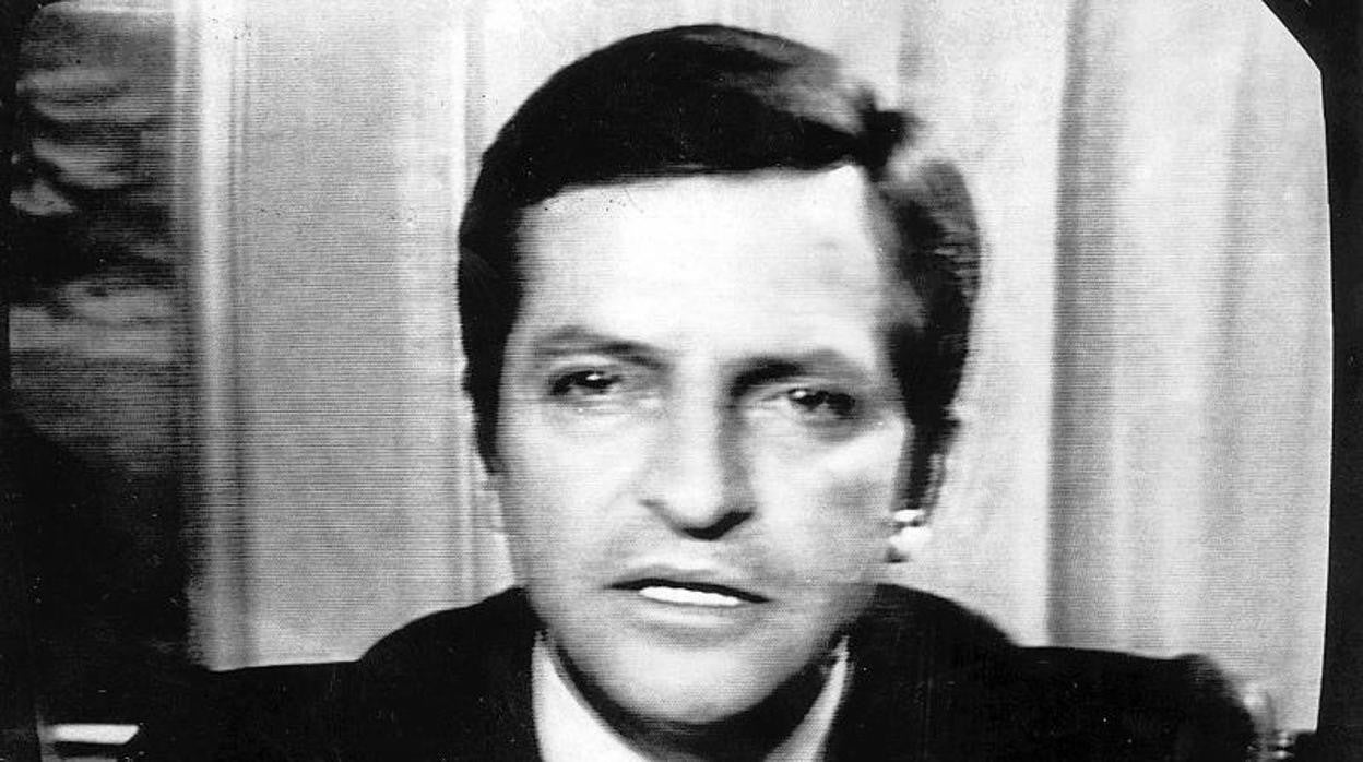 Los golpes que tumbaron a Adolfo Suárez