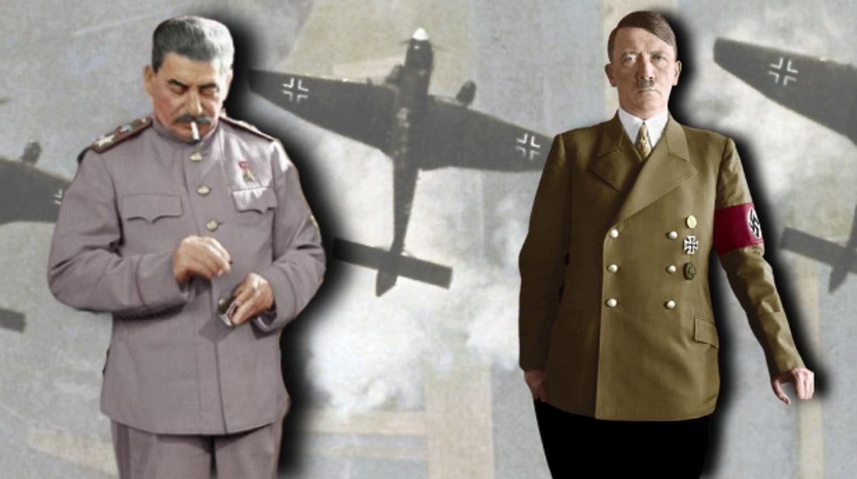Stalin (izquierda) y Hitler, sobre un avión de la Luftwaffe alemana