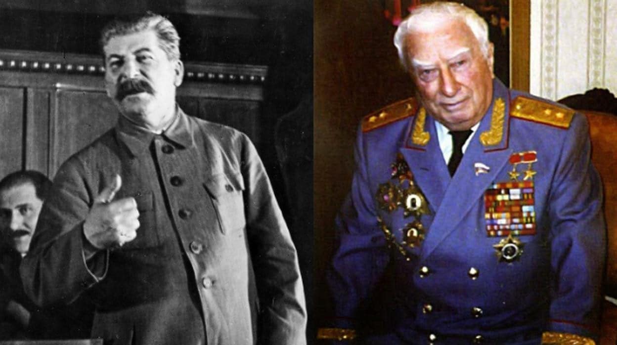 Stalin (izquierda), junto a una imagen de su doble, Felix Dadaev, ya en el siglo XXI