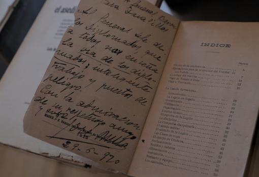 Dedicatoria de Millán Astray a Felipe Navarro