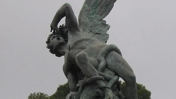 Los mitos más oscuros de Satanás, el ángel caído que no reina en el infierno