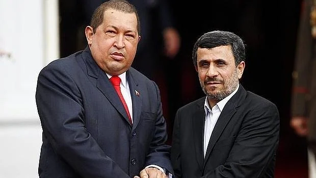 Chávez y Ahmadineyad