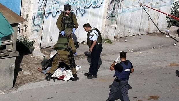 Muere un palestino tras apuñalar a un soldado israelí en Hebrón