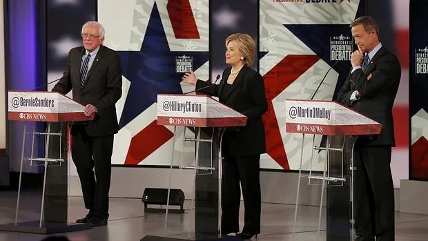 Los tres candidatos en el debate demócrata