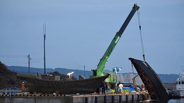 Rescate en Hasegawa de uno de los «barcos fantasma»