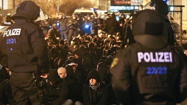 Una manifestación islamófoba en Leipzig se salda con 250 detenidos