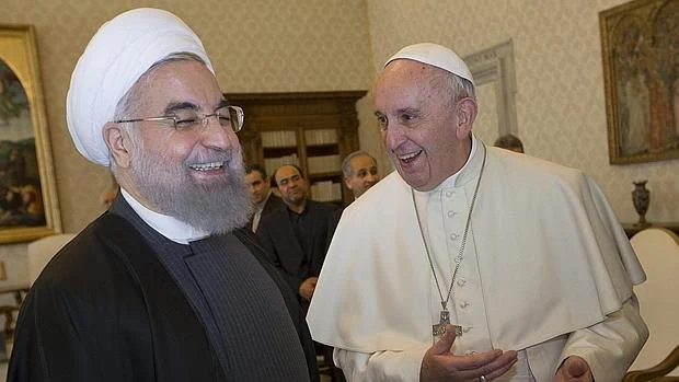 El presidente iraní, Hasán Rohaní, y Papa Francisco