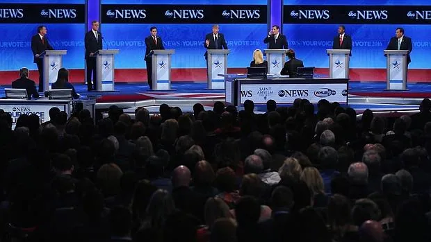 Un momento del debate de los siete candidatos republicanos en New Hampshire