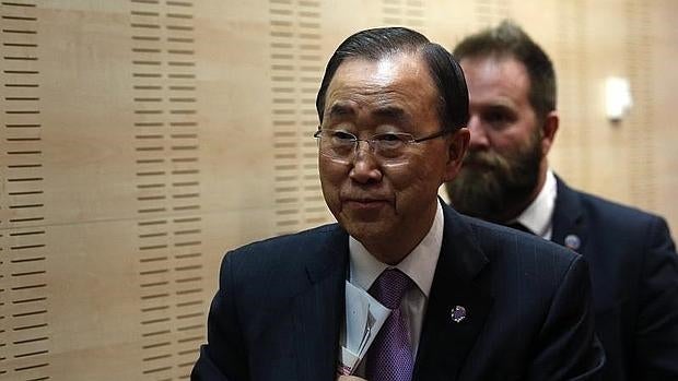 El secretario general de la ONU, Ban Ki-moon, al término de la rueda de prensa conjunta con el ministro de Asuntos Exteriores en funciones,