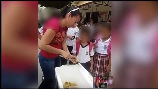 Indignación en Colombia con un programa de meriendas falso en colegios