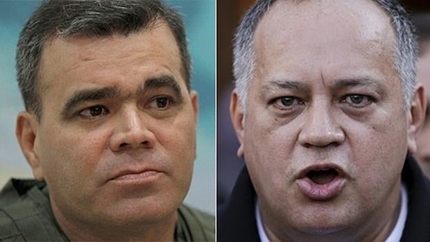 De izquierda a derecha, Vladimir Padrino y Diosdado Cabello