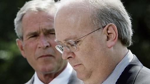 Karl Rove, con Bush