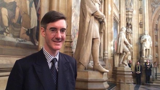 Rees-Mogg posa para ABC tras la entrevista