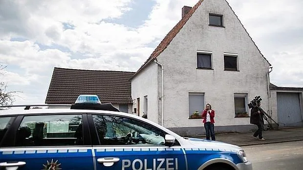 La casa de Höxter (suroeste de Alemania) donde una pareja de divorciados retuvieron y torturaron a, al menos, cuatro mujeres