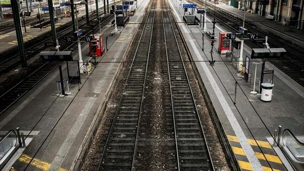 La estación de Lyon, vacía por la huelga