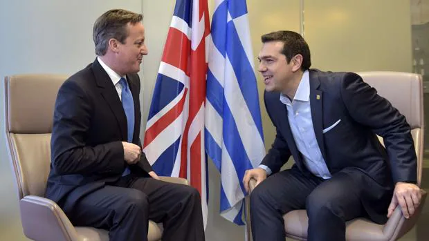 Cameron reunido con Tsipras en 2015