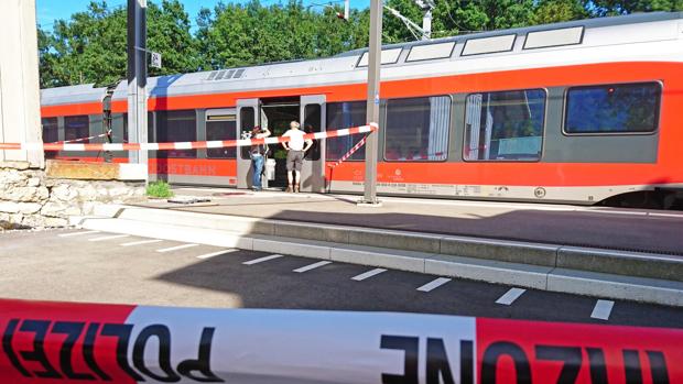 Muere una de las víctimas y el atacante del tren de Suiza