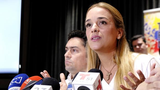 Lilian Tintori, durante la rueda de prensa de este lunes en Doral, cerca de Miami