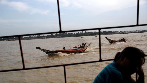 El río Hlaing en Yangon, Myanmar