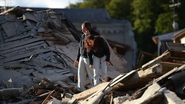 Al menos 281 muertos tras un fuerte terremoto en el centro de Italia