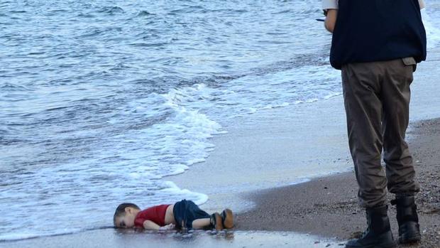 El niño Aylan Kurdi, ahogado en la costa de Turquía