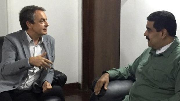 Imagen de la reunión entre el expresidente Zapatero y el mandatario de Venezuela, Nicolás Maduro
